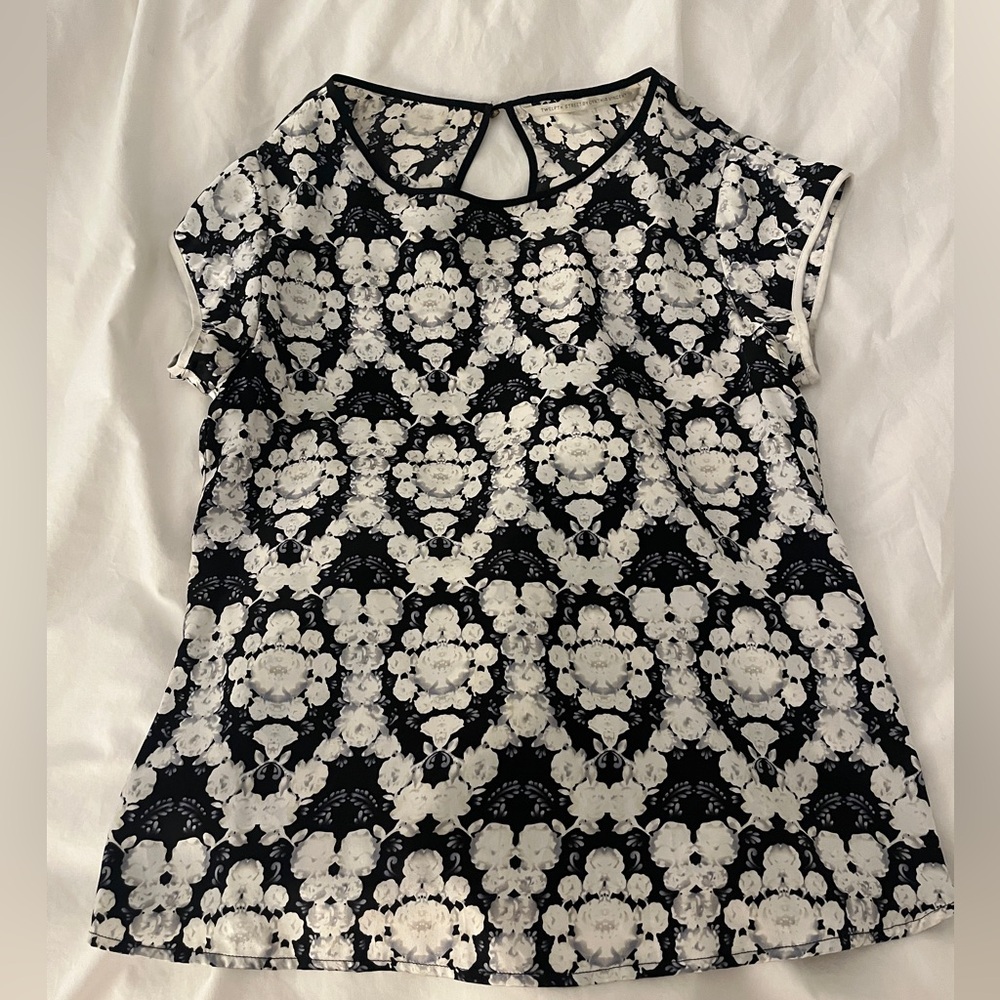 Twelfth Street by Cynthia Vincent Black and White Floral Blouse
